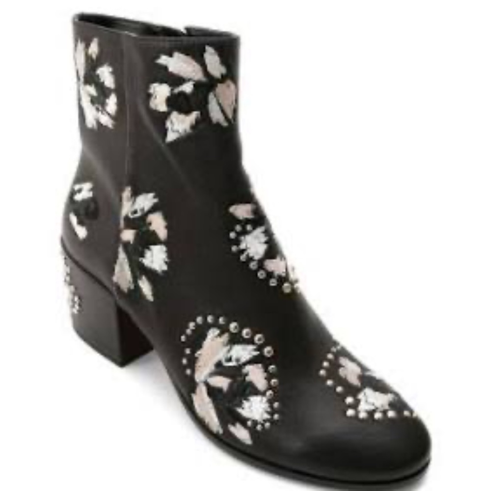 Dolce Vita Booties